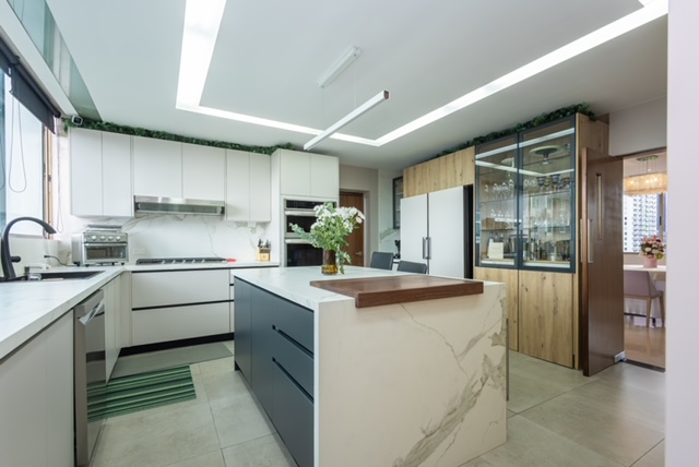 EXCLUSIVO APARTAMENTO EN PH CERROMAR BELLA VISTA