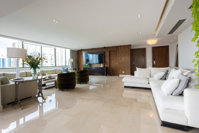 EXCLUSIVO APARTAMENTO EN PH CERROMAR BELLA VISTA