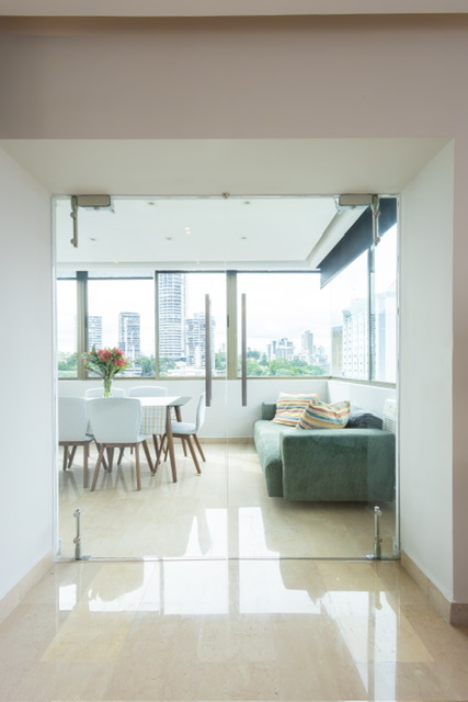 EXCLUSIVO APARTAMENTO EN PH CERROMAR BELLA VISTA